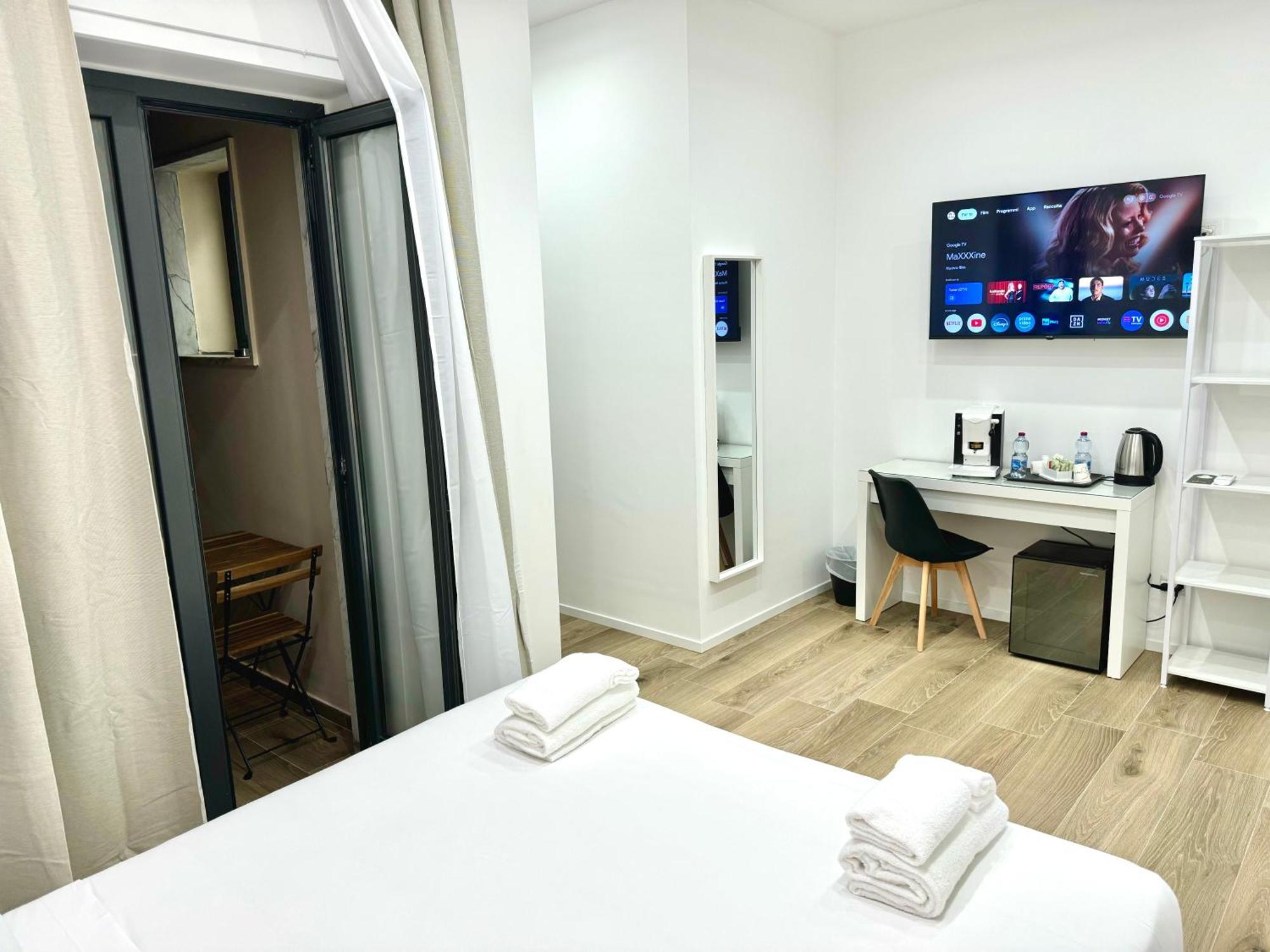 Dimora Fralu Hotell Bari Exteriör bild
