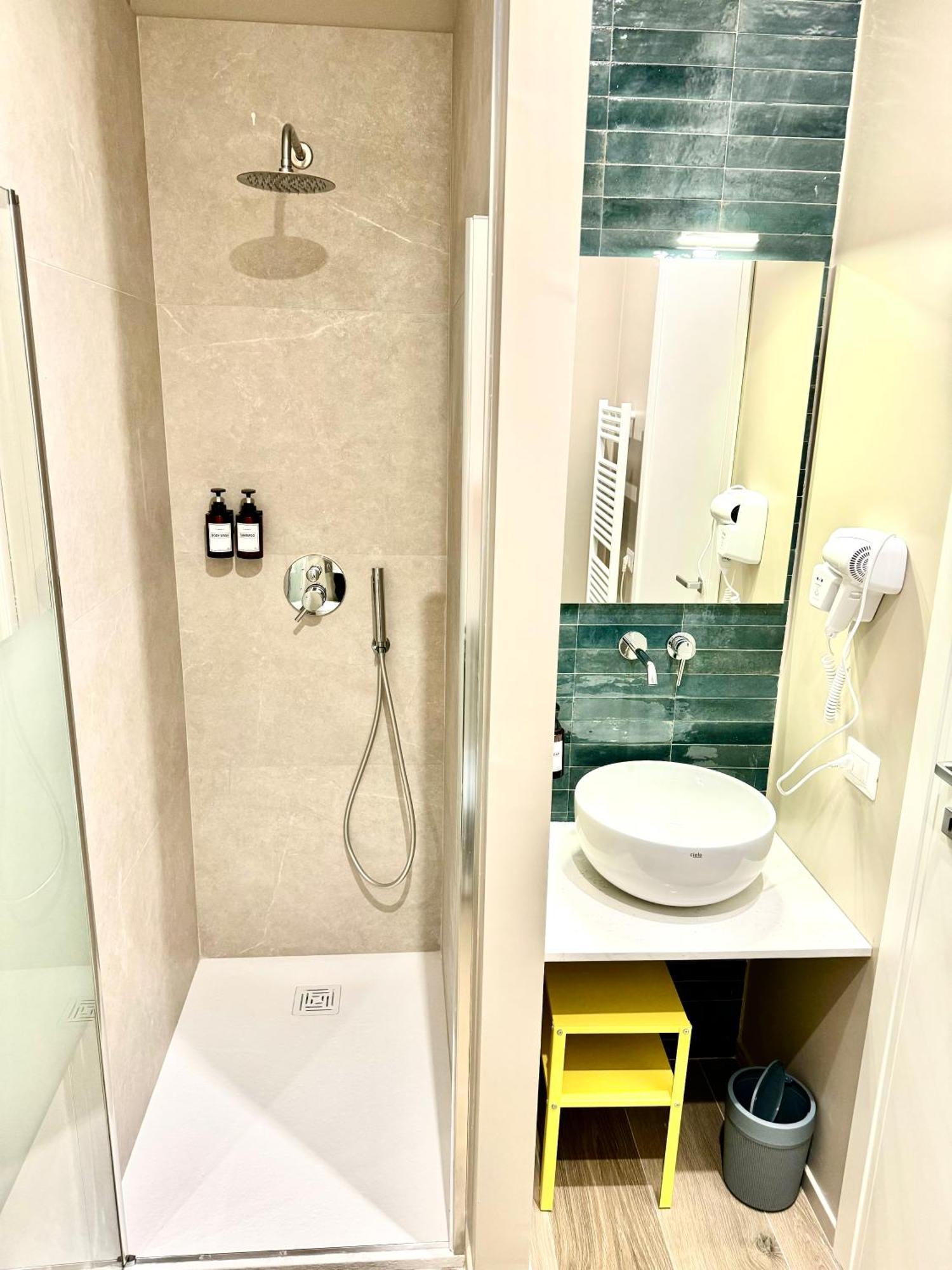 Dimora Fralu Hotell Bari Exteriör bild