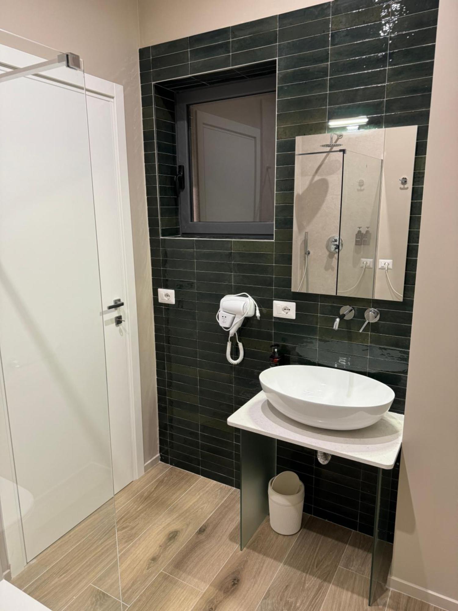 Dimora Fralu Hotell Bari Exteriör bild