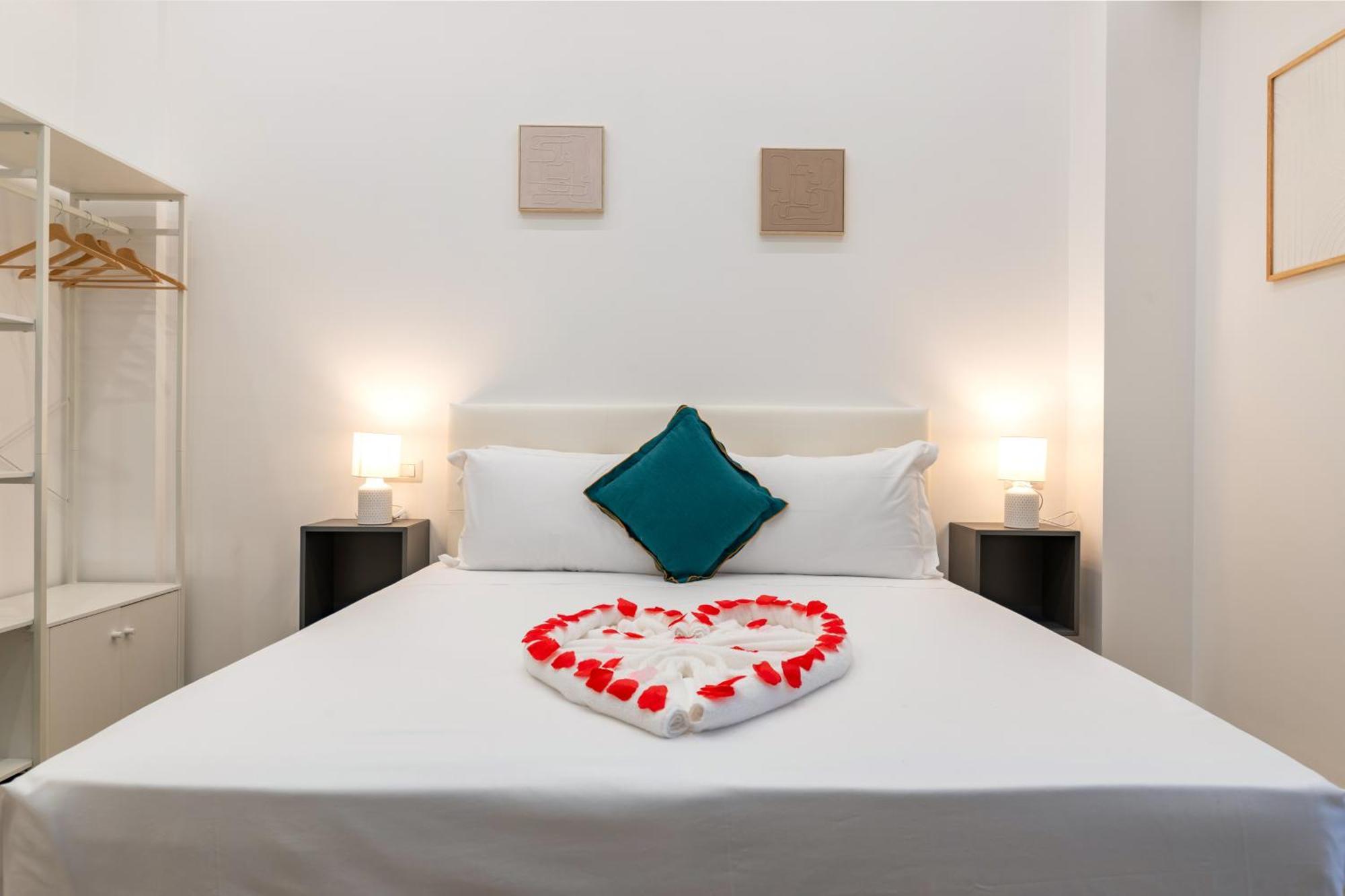Dimora Fralu Hotell Bari Exteriör bild
